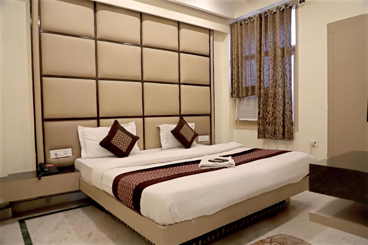 Hotel Klick International At "5 Min Walking " From New Delhi Railway Station Exteriör bild
