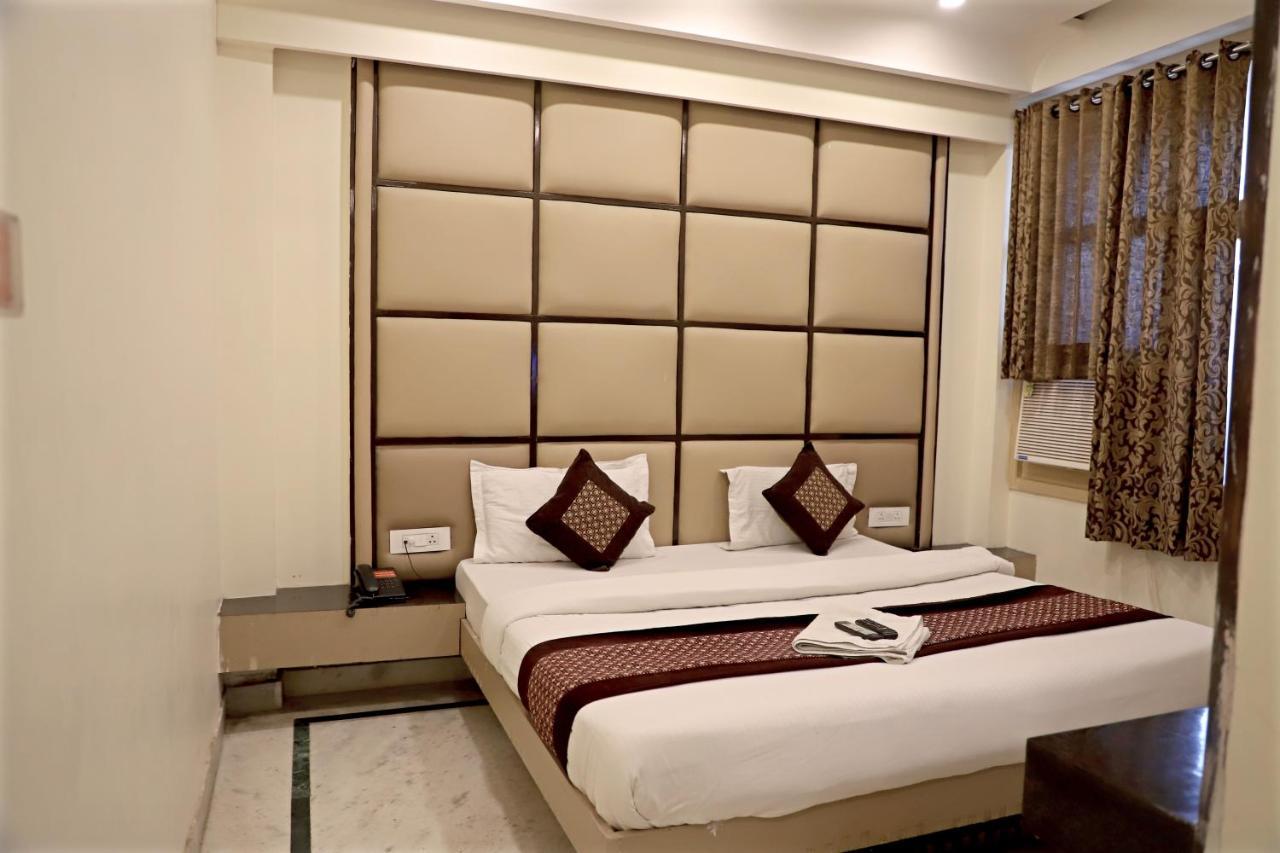 Hotel Klick International At "5 Min Walking " From New Delhi Railway Station Exteriör bild