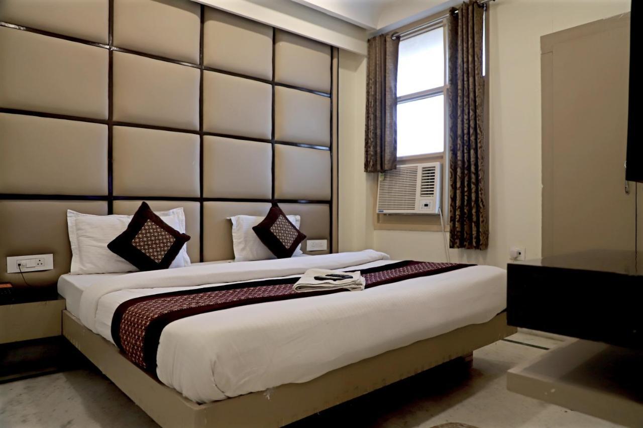 Hotel Klick International At "5 Min Walking " From New Delhi Railway Station Exteriör bild