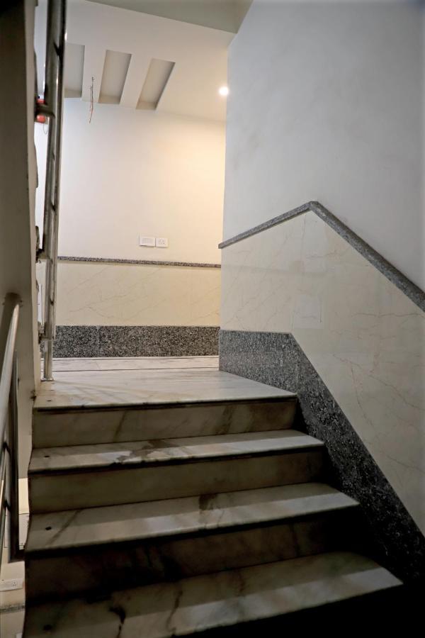 Hotel Klick International At "5 Min Walking " From New Delhi Railway Station Exteriör bild