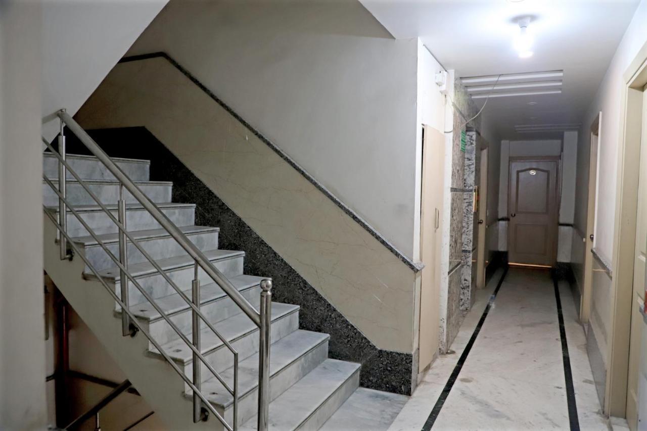 Hotel Klick International At "5 Min Walking " From New Delhi Railway Station Exteriör bild