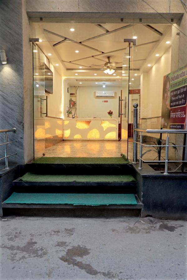 Hotel Klick International At "5 Min Walking " From New Delhi Railway Station Exteriör bild