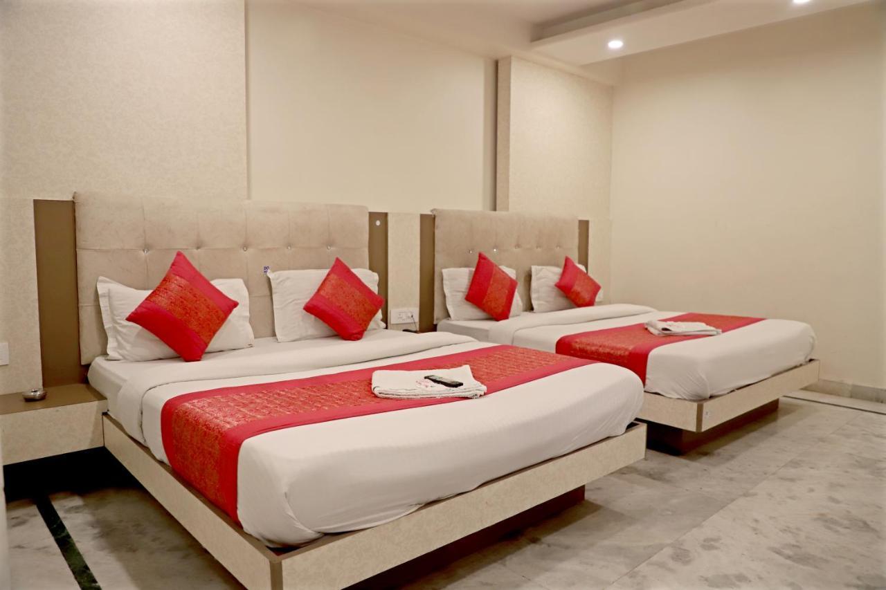 Hotel Klick International At "5 Min Walking " From New Delhi Railway Station Exteriör bild